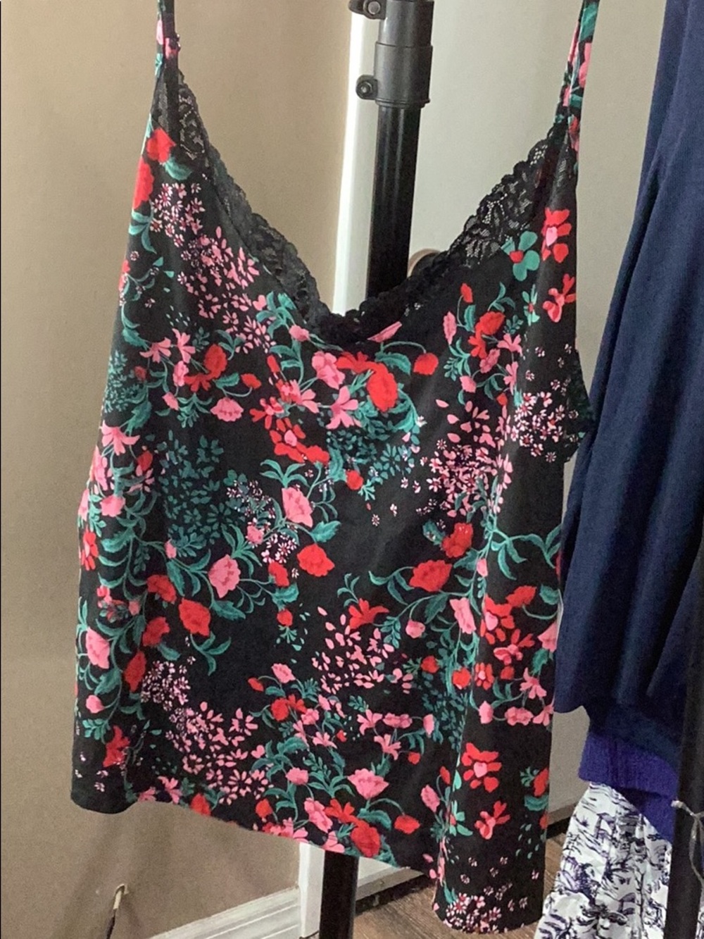 NWT Floral Lace cami Top. State Of Day